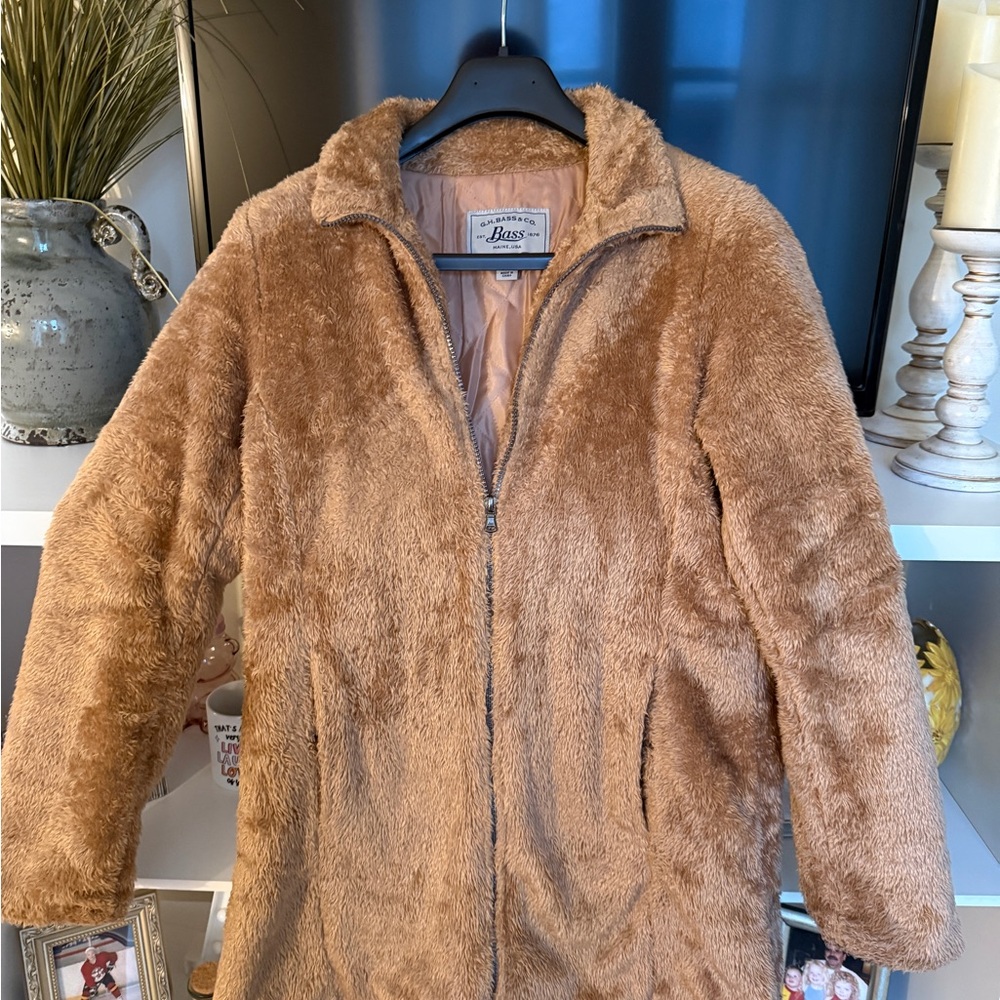 G.H. Bass & Co. Tan Teddy Jacket Plush Fleece Stand-Up Collar